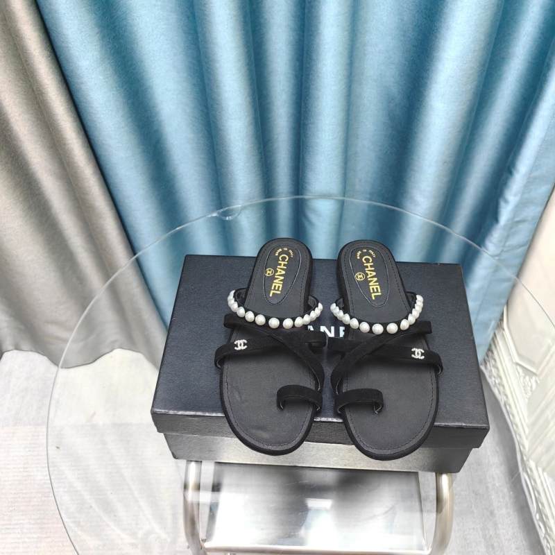 Ch*el slippers